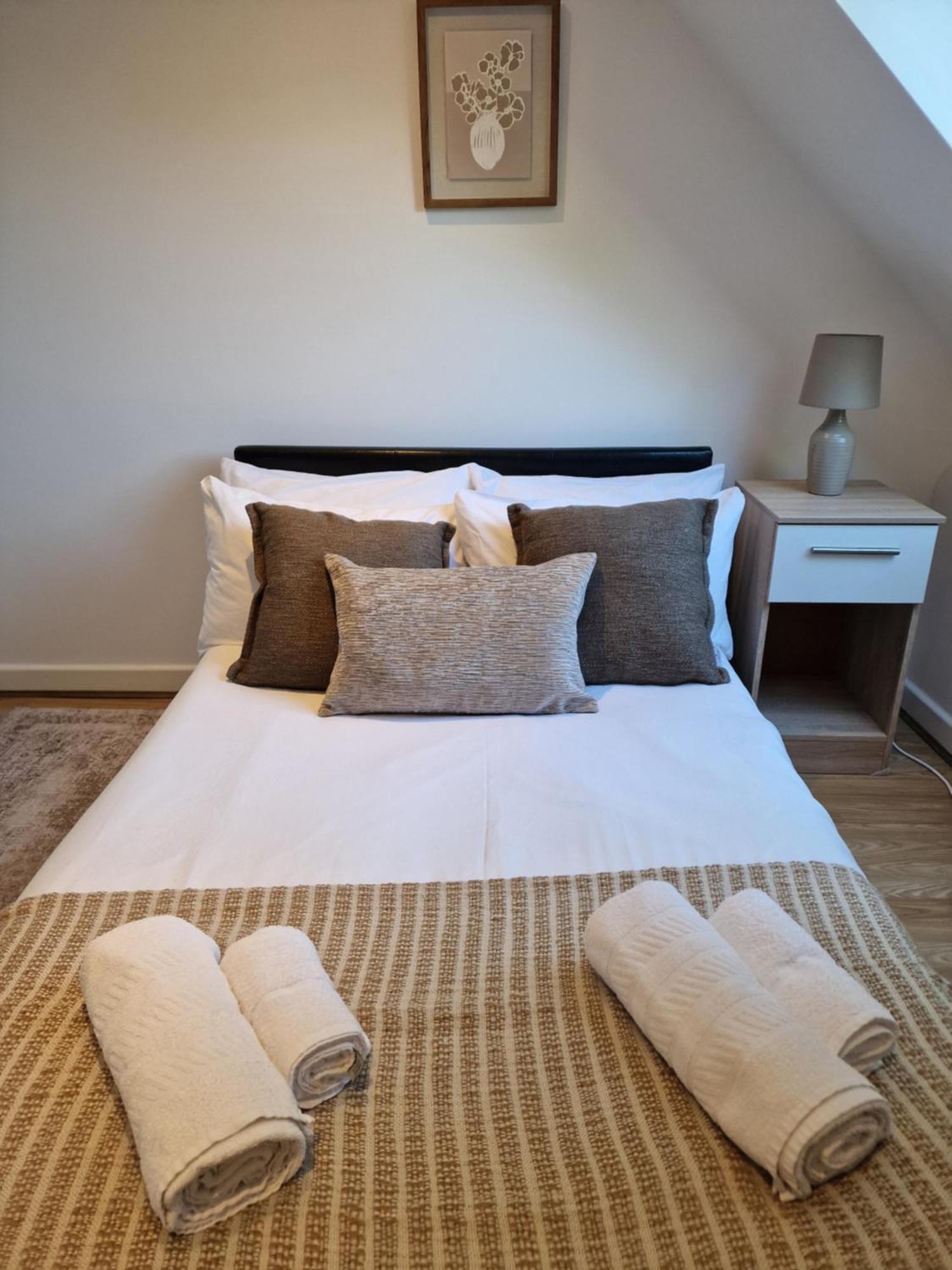 Large 4-Bed House For Up To 7 Guests W 2X Parking Villa Oxford Exterior photo