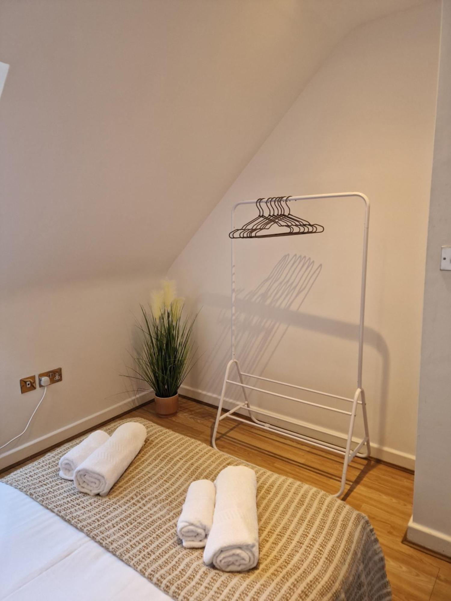 Large 4-Bed House For Up To 7 Guests W 2X Parking Villa Oxford Exterior photo