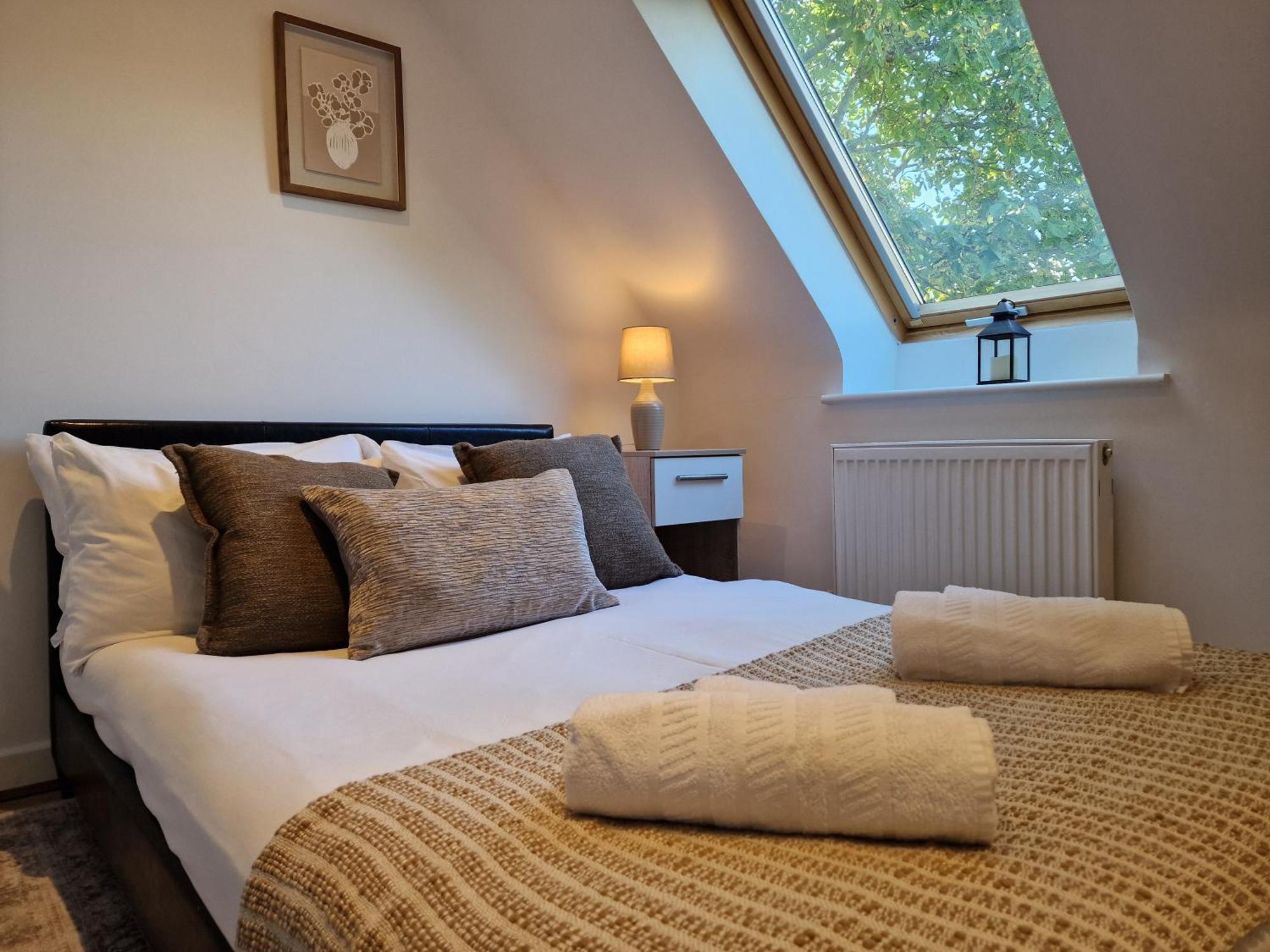 Large 4-Bed House For Up To 7 Guests W 2X Parking Villa Oxford Exterior photo